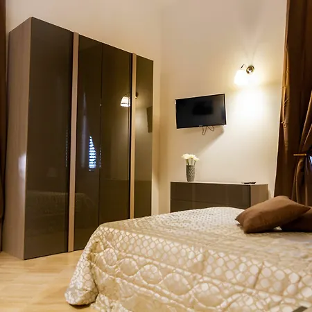 Palazzo Caltagirone Apartment